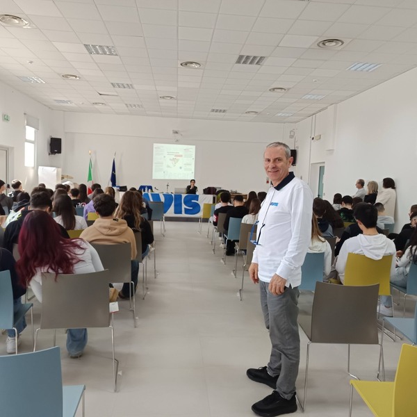 Incontro al Liceo A.Volta